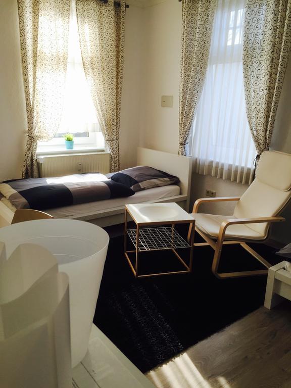 Rael-Boardinghouse Hotel บีเลอเฟล์ด ห้อง รูปภาพ